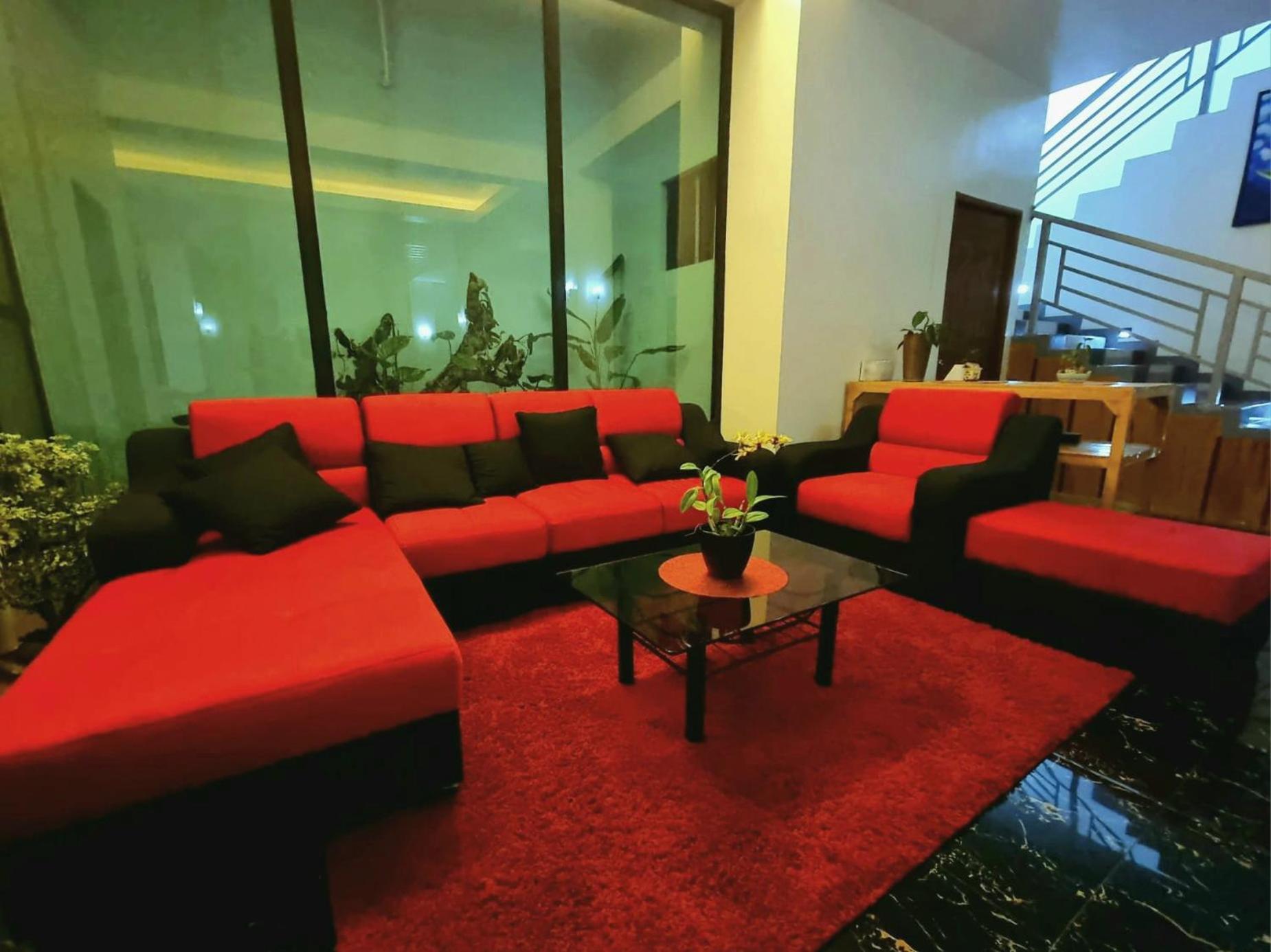 Majestique Hotel Albay Bicol Guinobatan Esterno foto